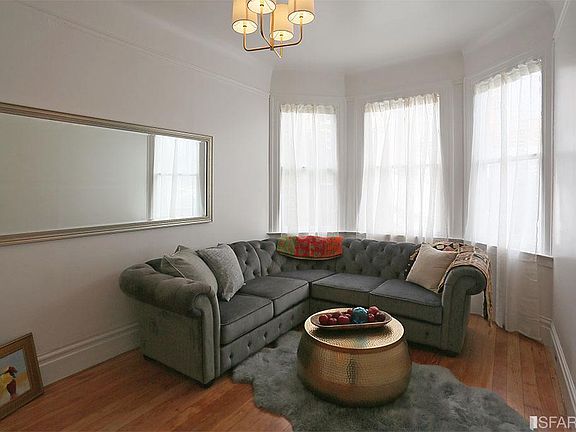 3rd image of 837A Union St