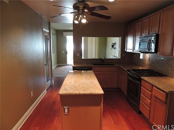 3rd image of 14716 Molise Ln