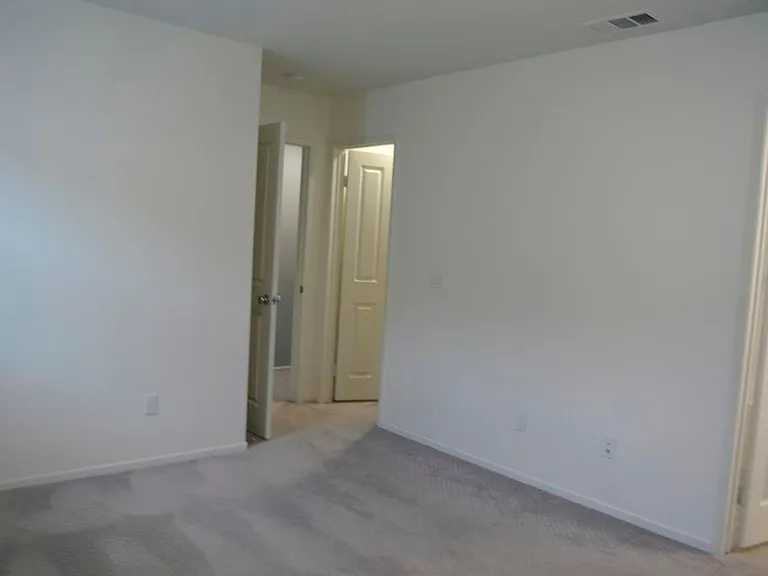 347 Campolina Ct — Photo 8