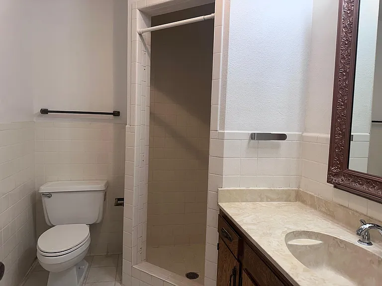 124 Plum St — Photo 22