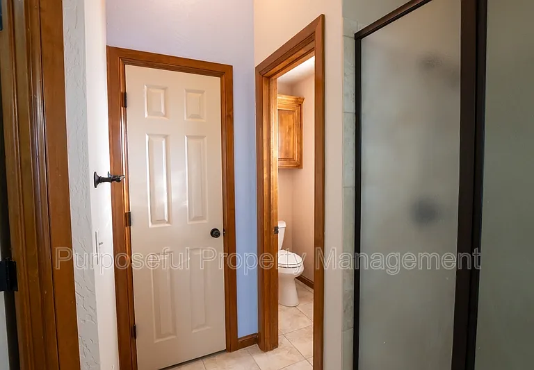 8833 NW 114th Cir — Photo 36