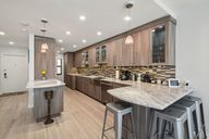 NE NE 48th St-2305-010.jpg