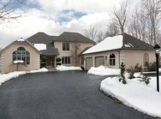 3505 Woodstone Dr, Lewis Center, OH 43035