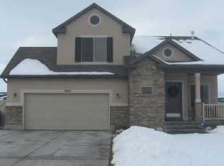 1423 N 2400 W, Clinton, UT 84015