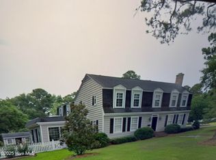 2001 Stanton Rd, Kinston, NC 28504