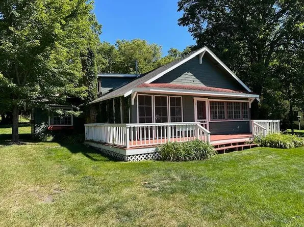 23245 Stony Point Trl, Battle Lake, MN 56515