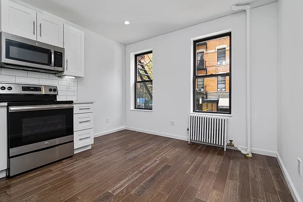 Rented by REAL New York | media 10