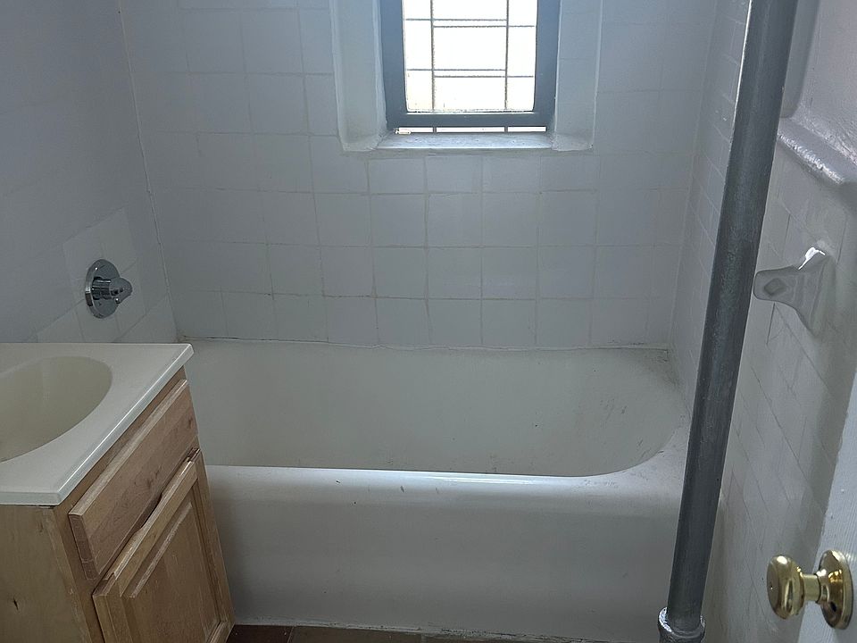 1st image of 1325 Sheridan Ave #1A
