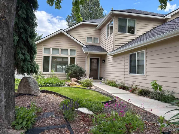 5400 N Riffle Way, Garden City, ID 83714