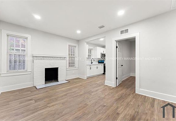 2nd image of 2748 Ernest St