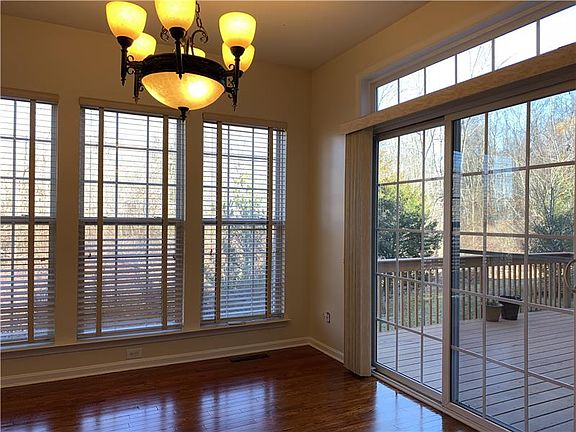 4th image of 53 N Calder Way