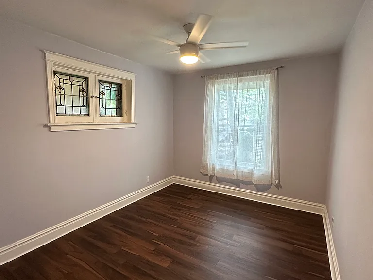 5237 Sutherland Ave #2 — Photo 22