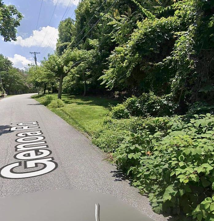 2nd image of 6370 Genoa Rd