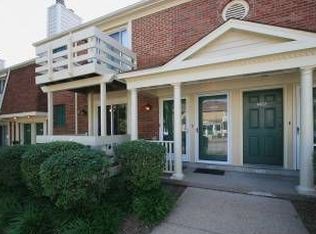 1461 High School Dr, Brentwood, MO