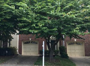 4639 Buckhorn Rdg, Fairfax, VA 22030