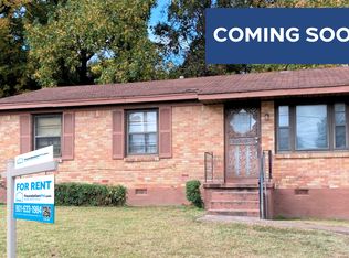 2503 Perry Rd, Memphis, TN 38106