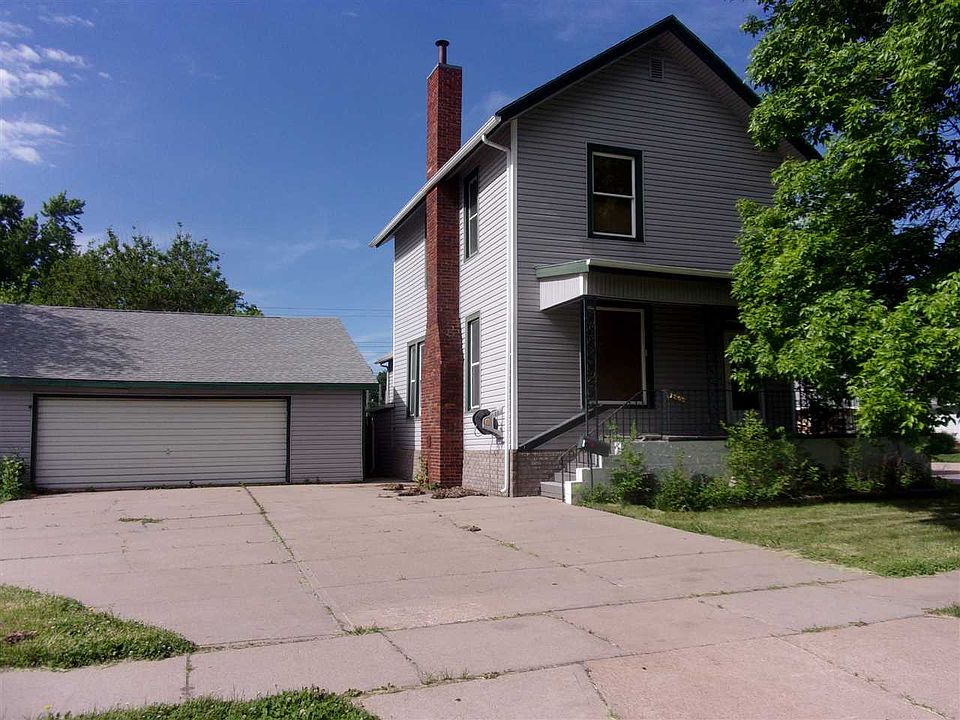 1st image of 1808 W 2nd St