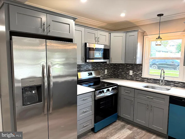 75 Ivy Hill Rd — Photo 4