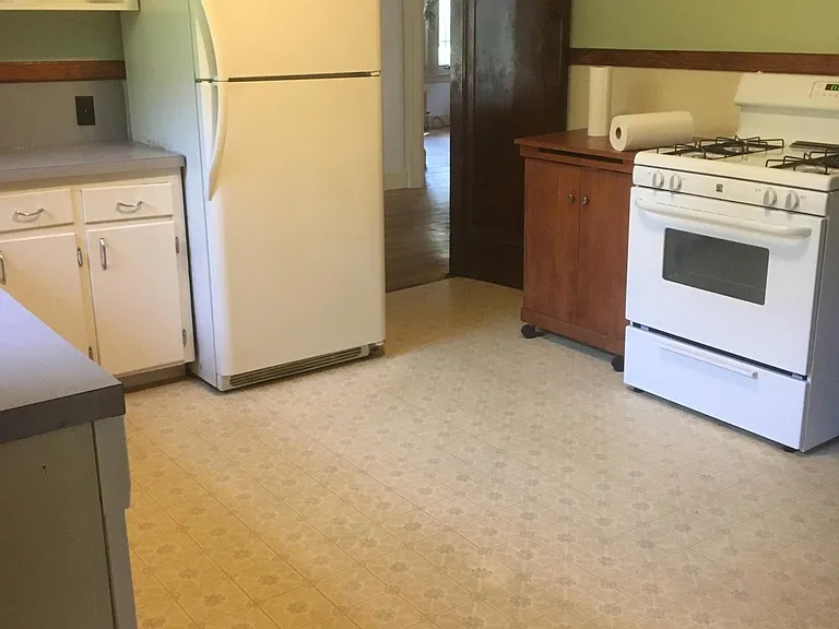 165 Crescent St #1 — Photo 14