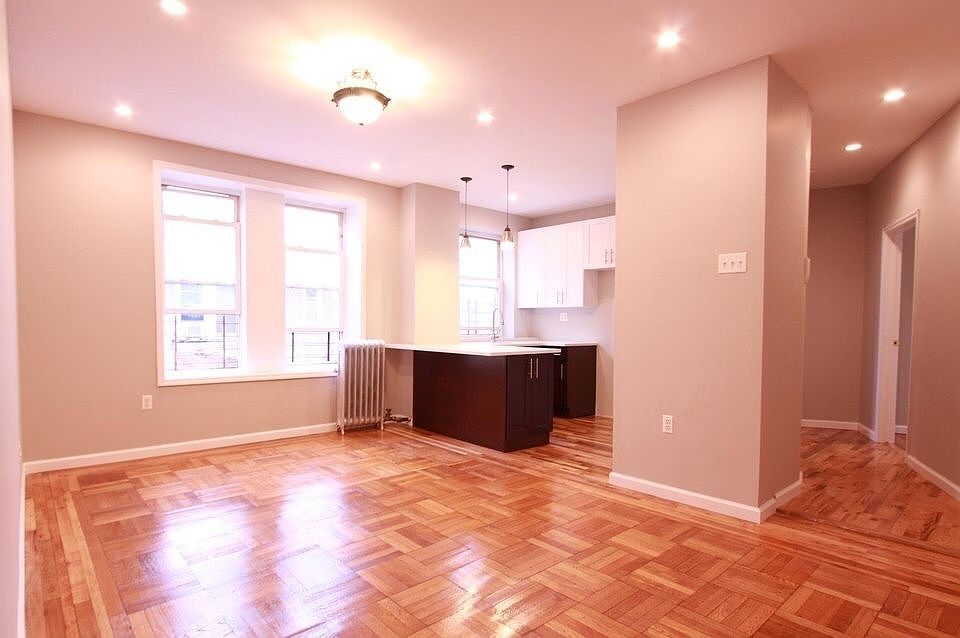 1st image of 662 E 21st St APT D6