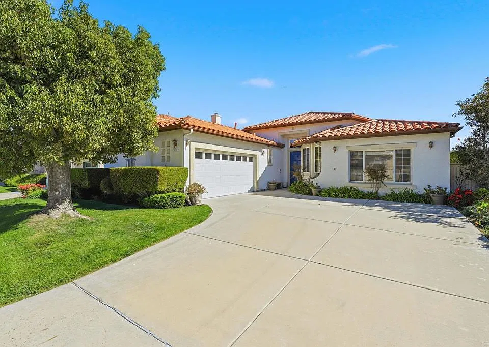 1359 Sparrow Rd