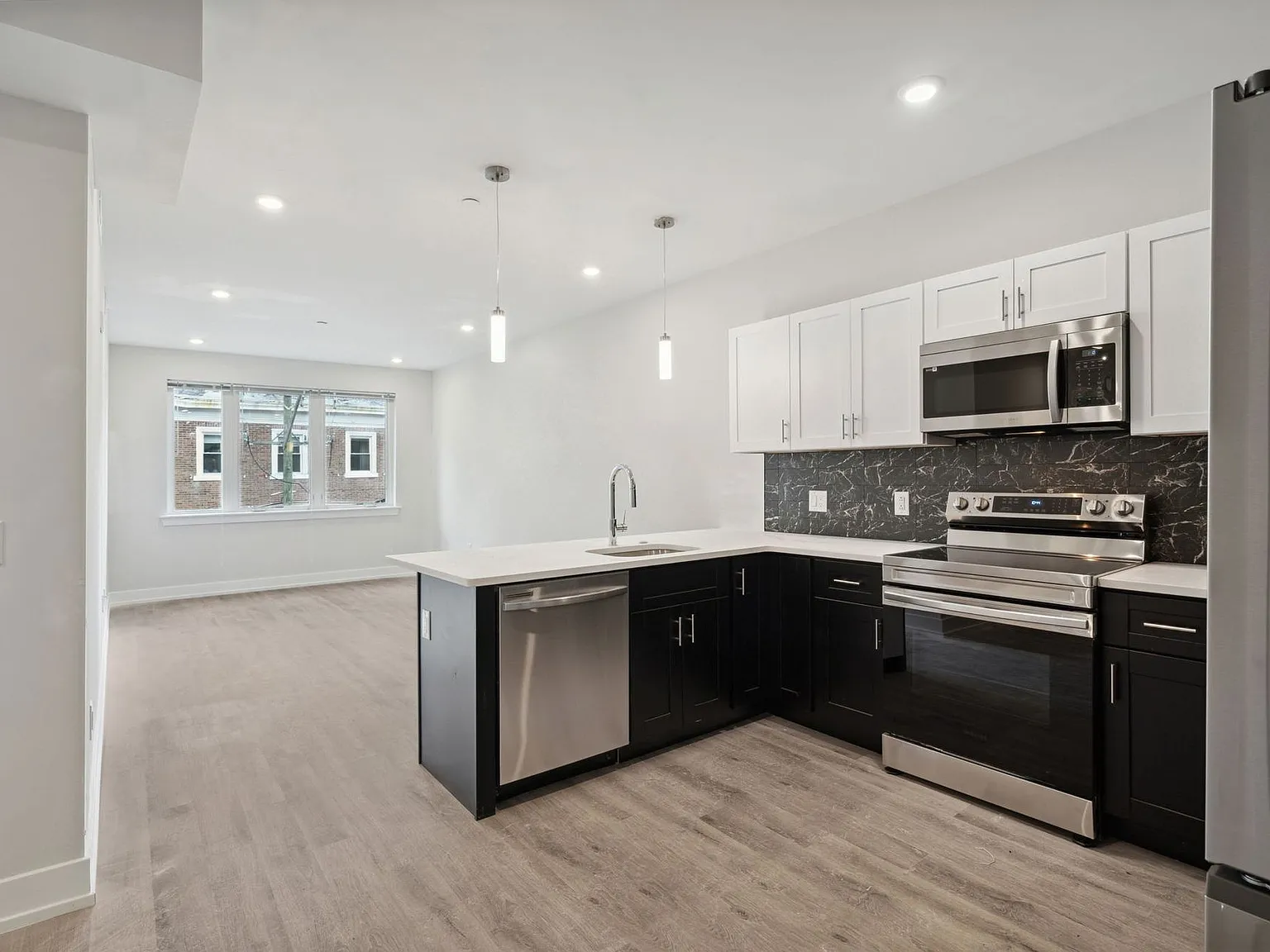 Sparrow House — Photo 1