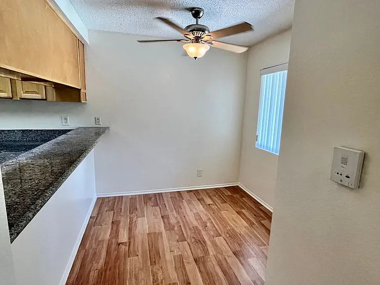 4539 W. 159th Street Apartments — Photo 7