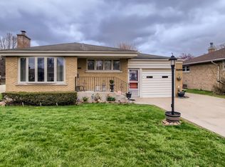 2623 Park St, Franklin Park, IL