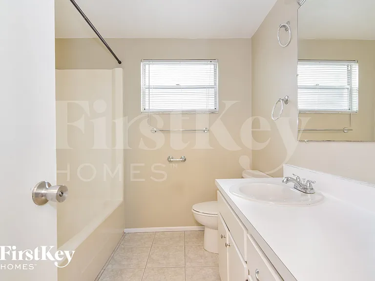6708 Timberlane West Dr — Photo 15
