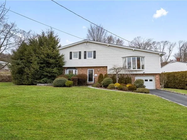 85 Maria Lane, Yonkers, NY 10710