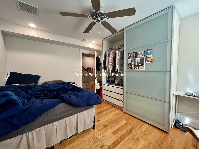 6 Fern St #R — Photo 11