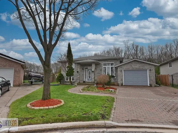 3658 Irongate Cir, Windsor, ON N8W 5T4