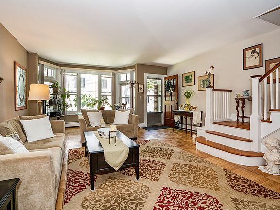 4th image of 30 Hartley Ave