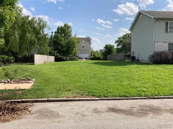 1804 Benton St, Saint Louis, MO 63106