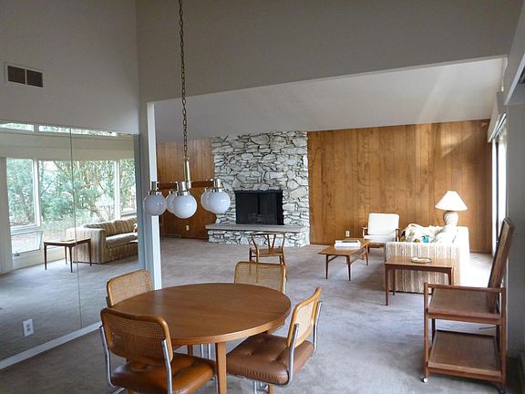 Dining Room/Living Room