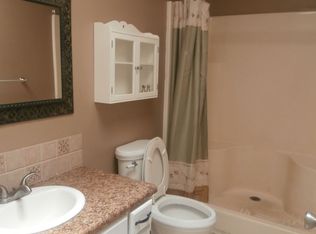 414 Christopher Dr, Hinesville, GA 31313