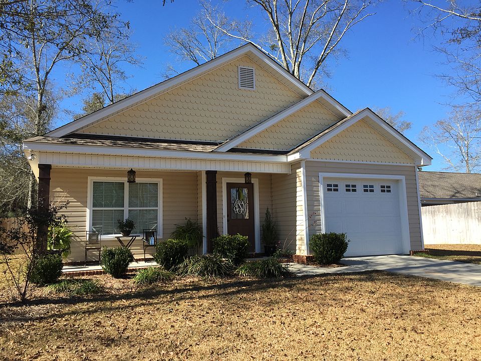 211 Winterberry Way
