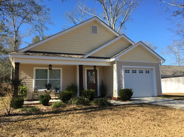 211 Winterberry Way, Enterprise, AL 36330