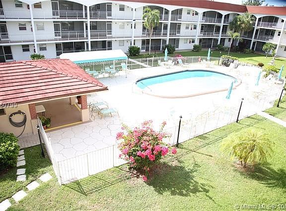 4th image of 580 Egret Dr APT 322
