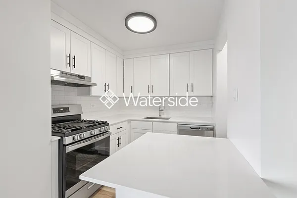 Rented by Brookfield (Funnel) | media 32