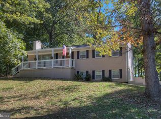 90 Morton Rd, Fredericksburg, VA 22405