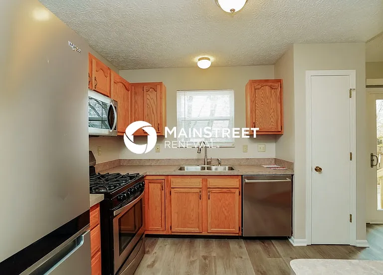 6518 Whims Rd — Photo 10