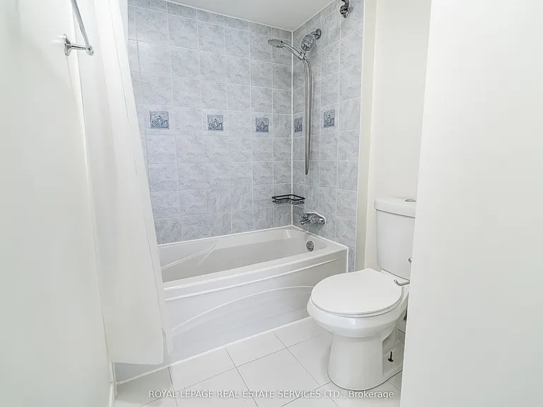 3301 Cambourne Cres — Photo 25