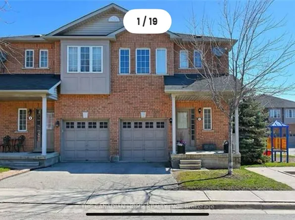 2270 Britannia Rd W #11, Mississauga, ON L5M 2G8