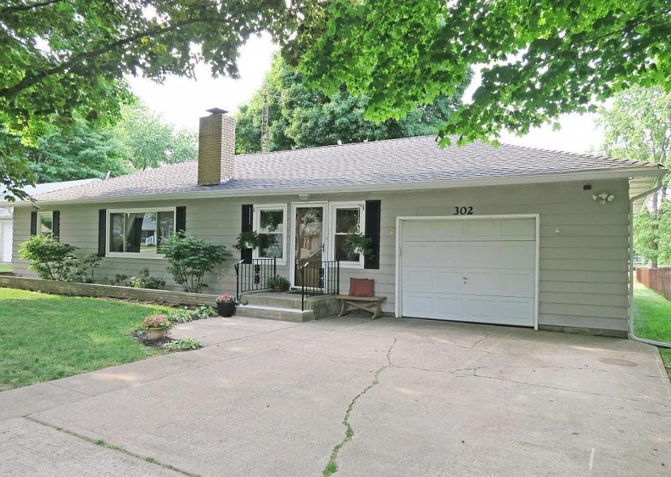 1st image of 302 Harlan Ave