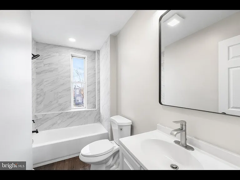 2517 W Pratt St — Photo 11