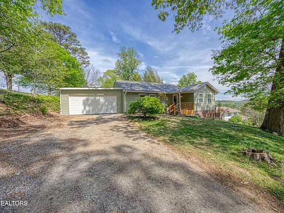 4th image of 7822 Fersner Rd