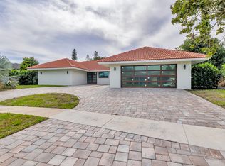 5924 Pinebrook Dr, Boca Raton, FL 33433