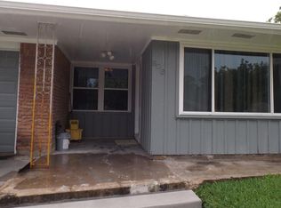 906 Redondo Dr, Houston, TX 77015