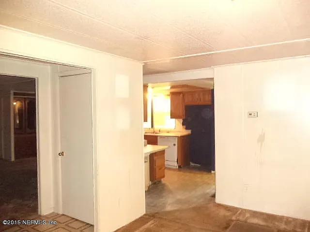7615 Timberwood Dr — Photo 5
